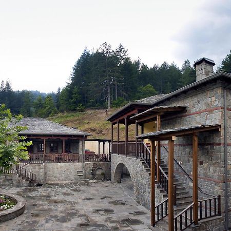 Kerasies Guesthouse Vovúsza Kültér fotó