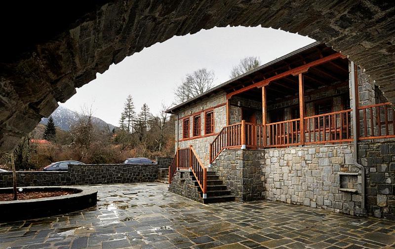 Kerasies Guesthouse Vovúsza Kültér fotó