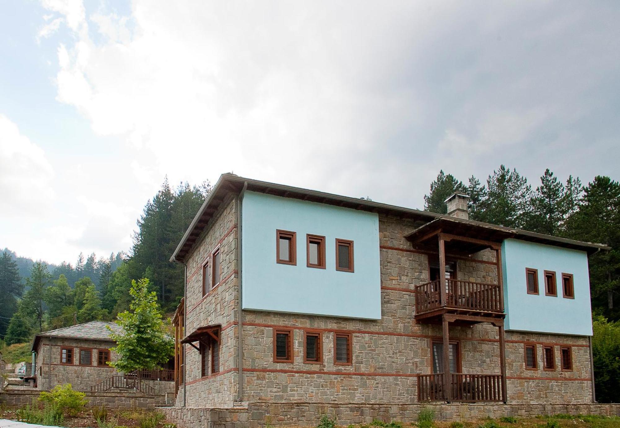 Kerasies Guesthouse Vovúsza Kültér fotó