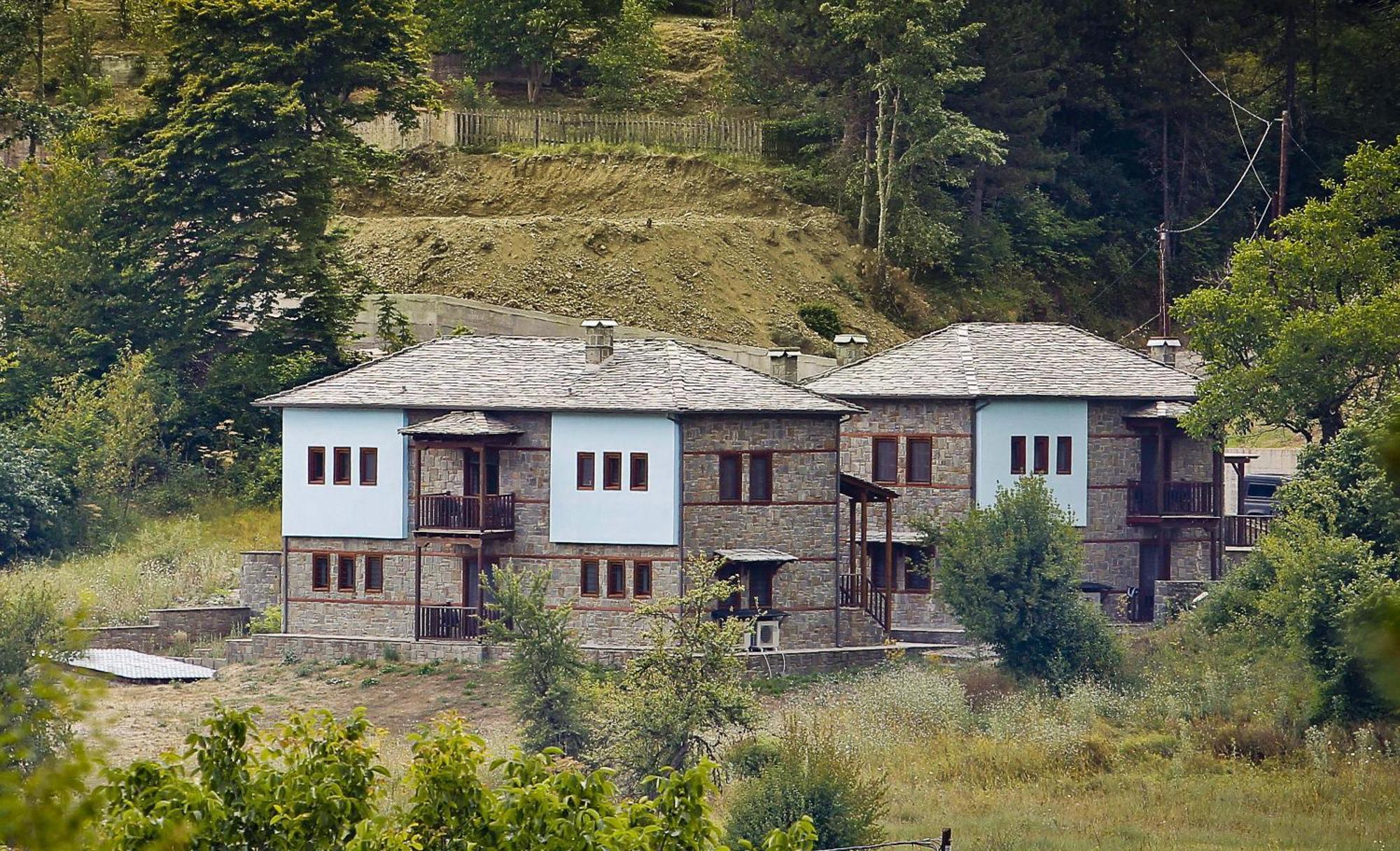 Kerasies Guesthouse Vovúsza Kültér fotó